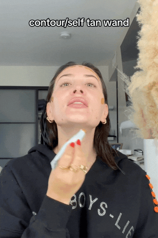 Dolce Glow - Tutorial on How to Apply and Blend the Contour