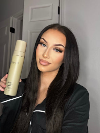 Dolce Glow – A stunning shot of Jessica Roberts using one of our signature products.