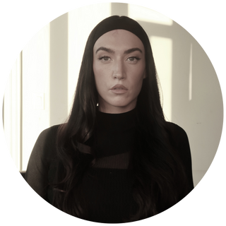 Jenn Lagron is a Celebrity Hairstylist