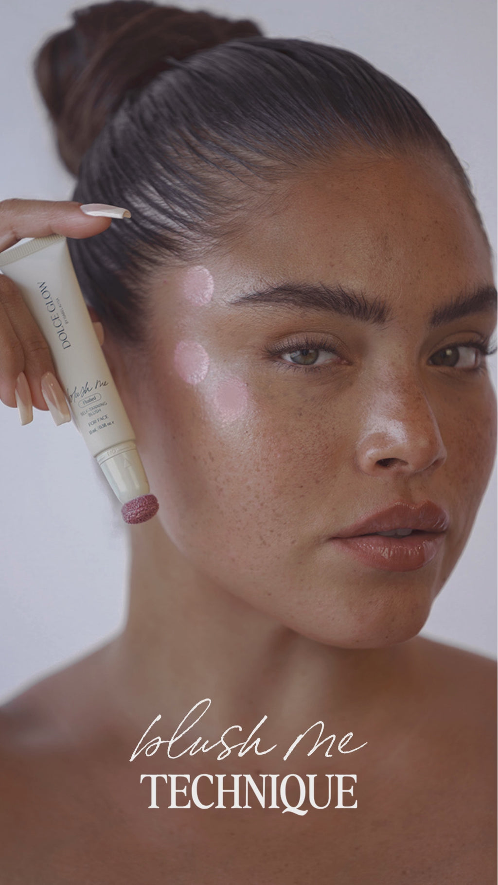 Dolce Glow Blush Me Technique tutorial video that shows how to apply your self tanning blush.